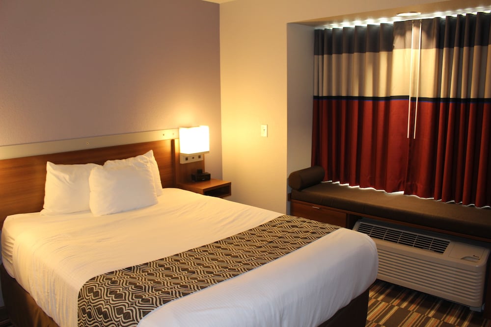 Microtel Inn And Suites By Wyndham Sweetwater 10/34