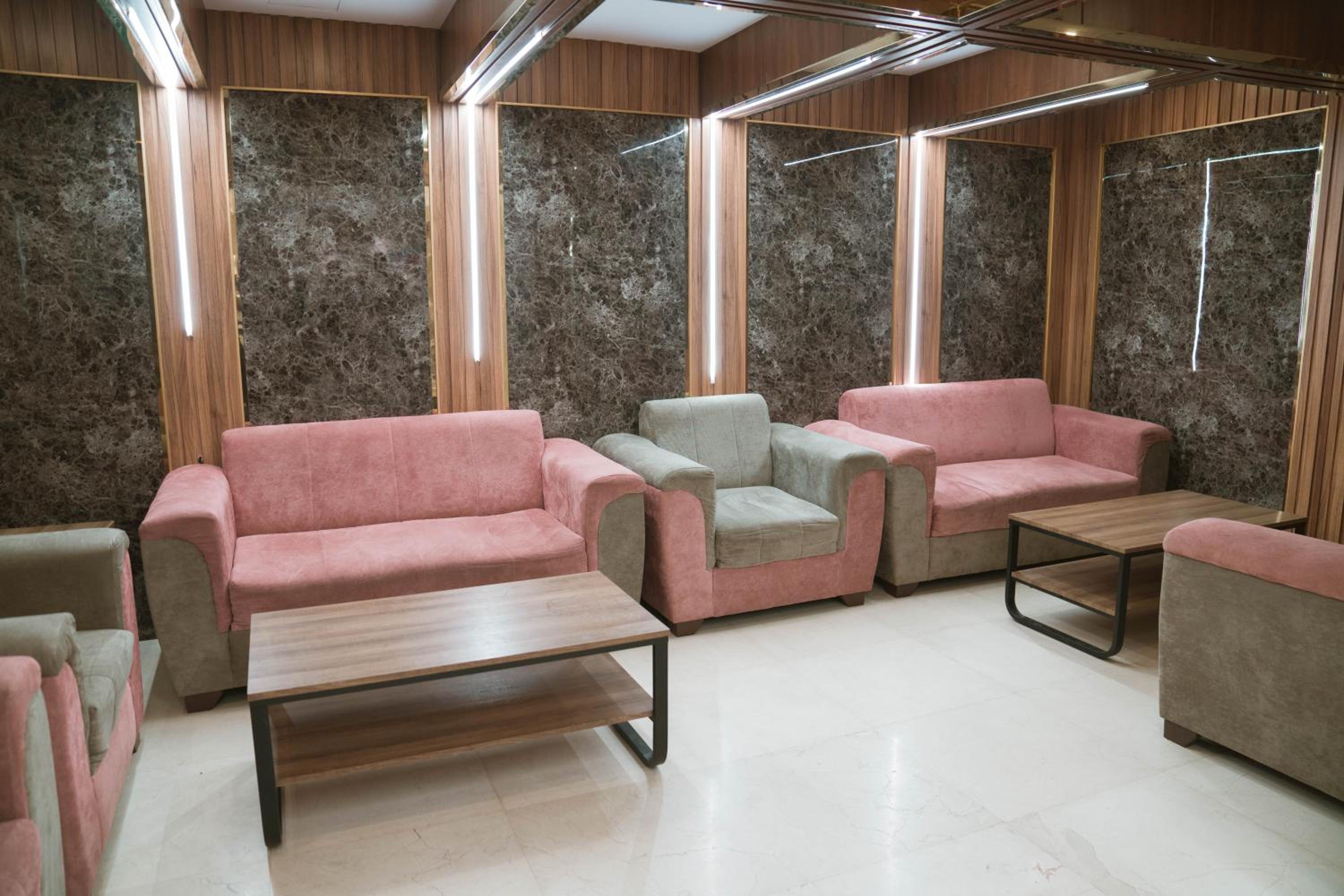 حياة الواحة(HAYAH AL WAHA HOTEL) 44/49