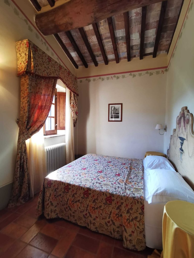 Borgo San Pietro 13/78