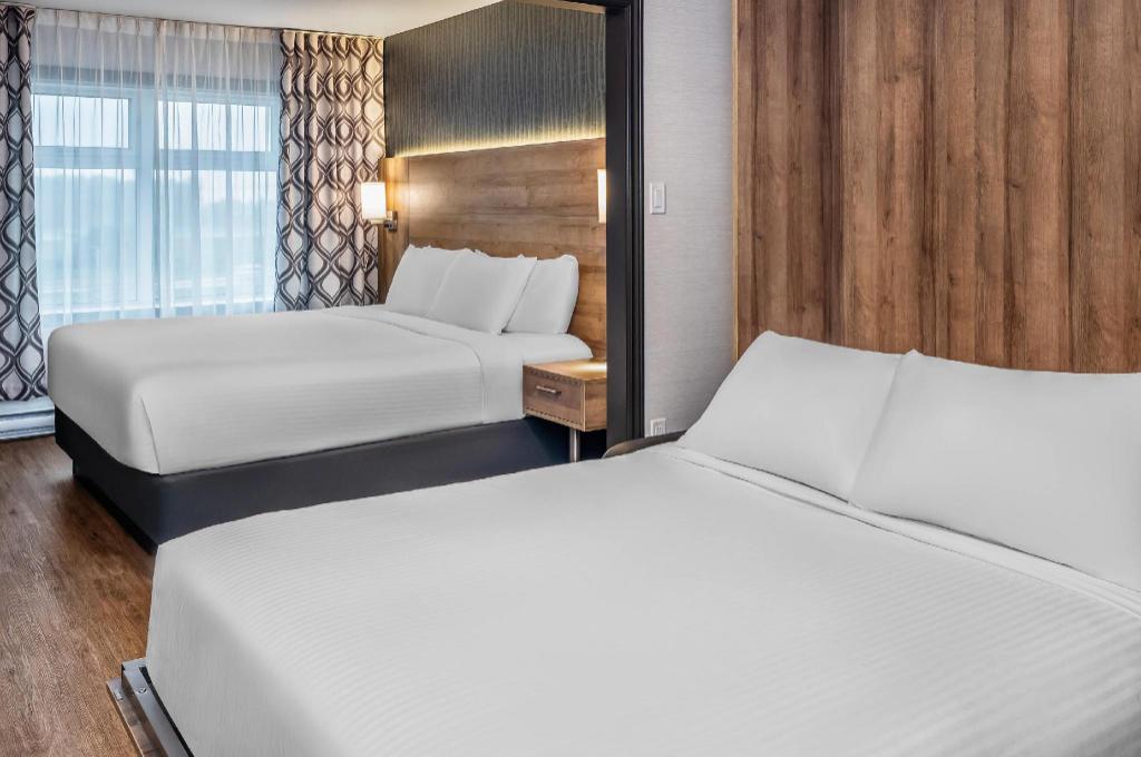 Efficiency, King Bed