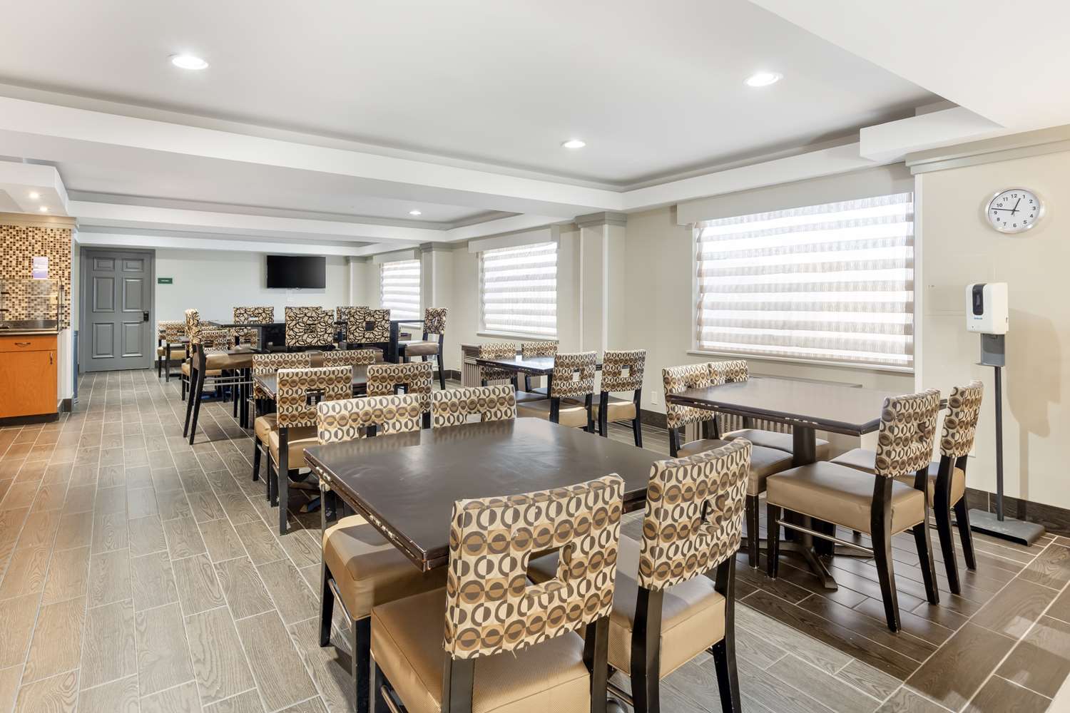 Best Western Glenview -Chicagoland Inn and Suites 30/44