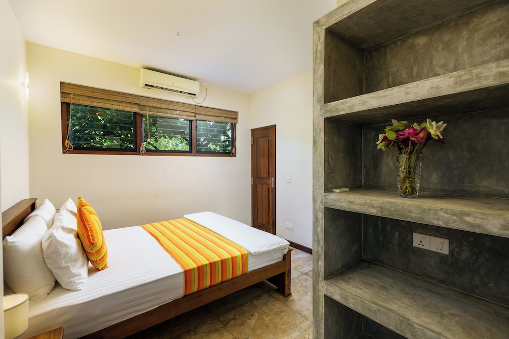Chillax Villas 10/50