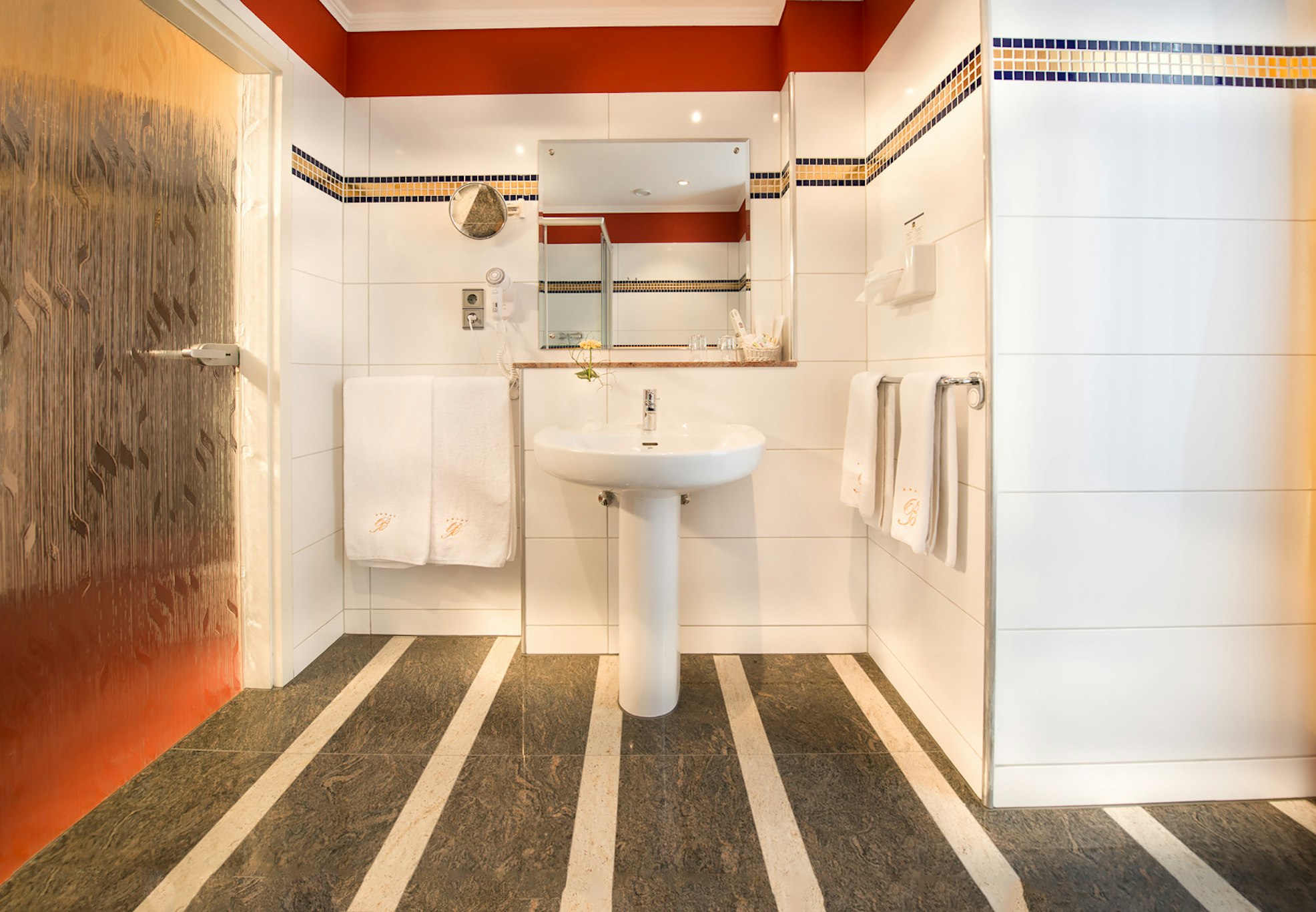 Bellevue Rheinhotel 14/14