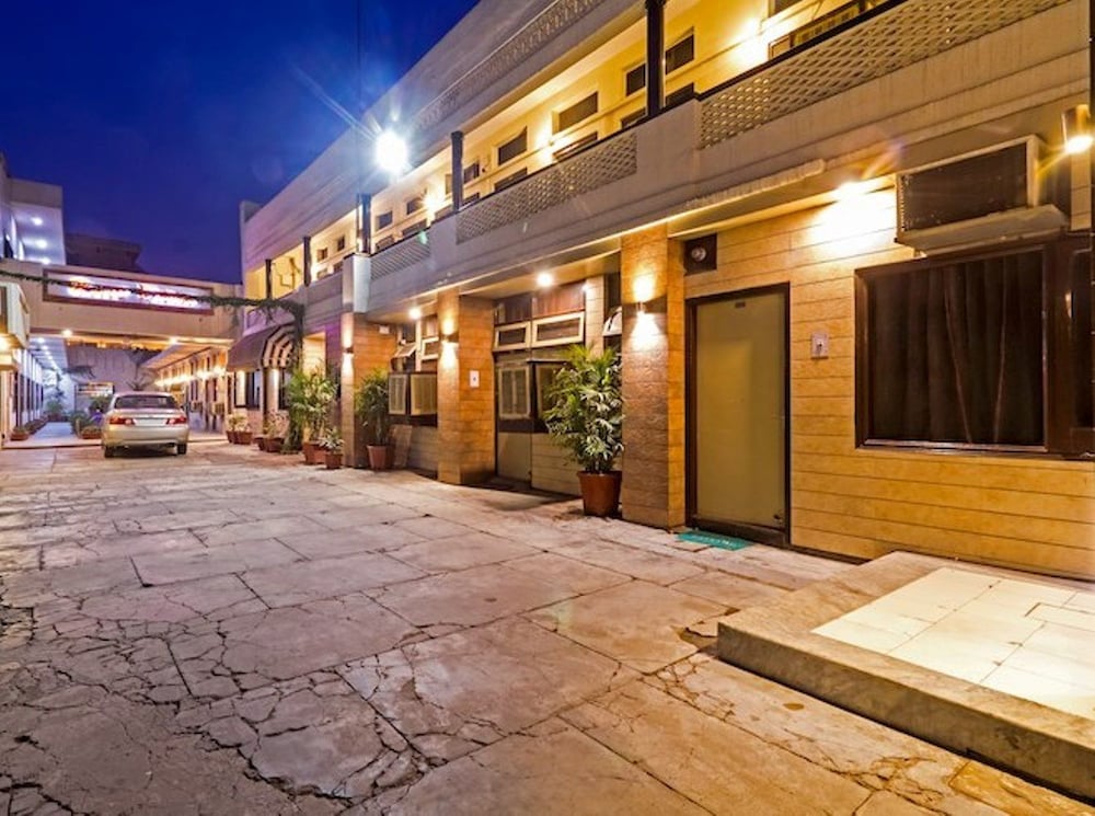 HOTEL PALACE 29/35