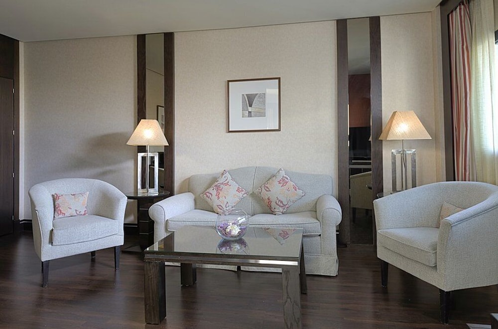 Cordoba Center 50/76