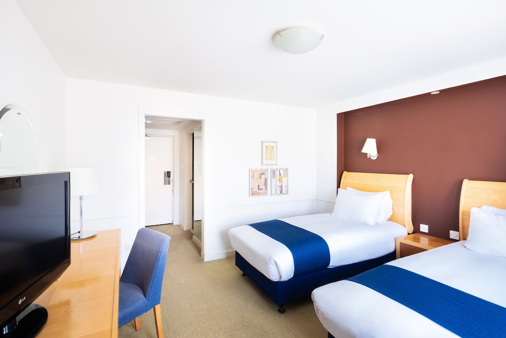 Holiday Inn London - Bexley 11/58