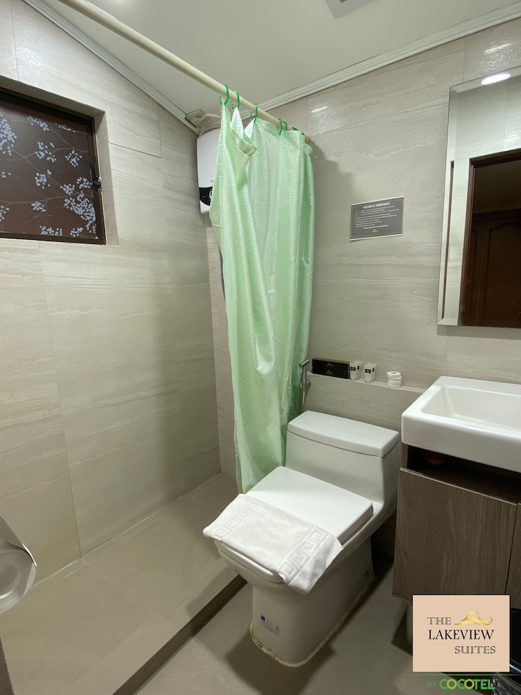 Lakeview Suites 36/68