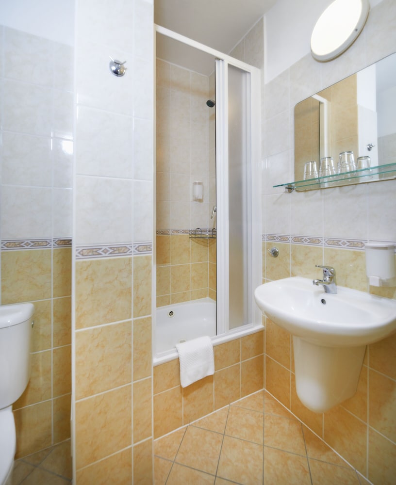 Wellness Hotel Svornost 12/69