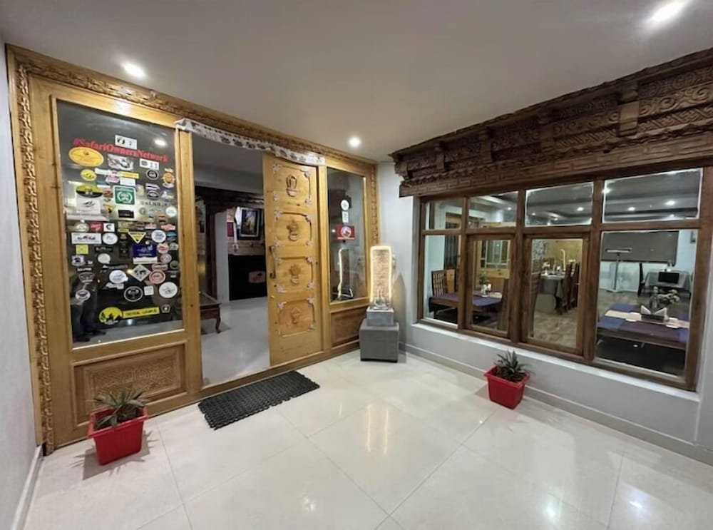 Hotel Grand Nubra 8/35
