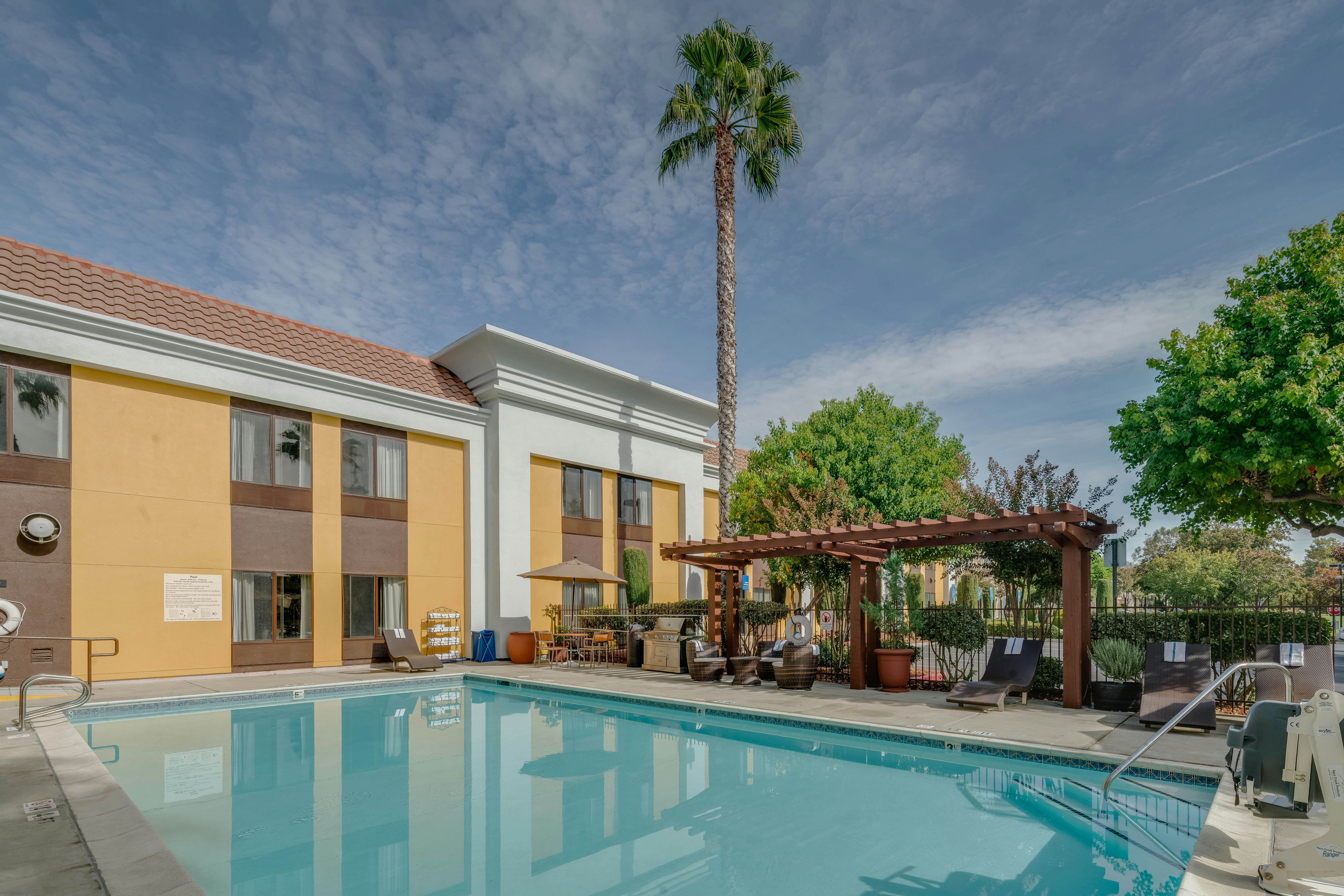 Hampton Inn Livermore 6/67