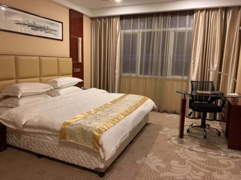 GreenTree Alliance SuZhou TaiCang South Changchun Road Liuyuan Hotel 17/39