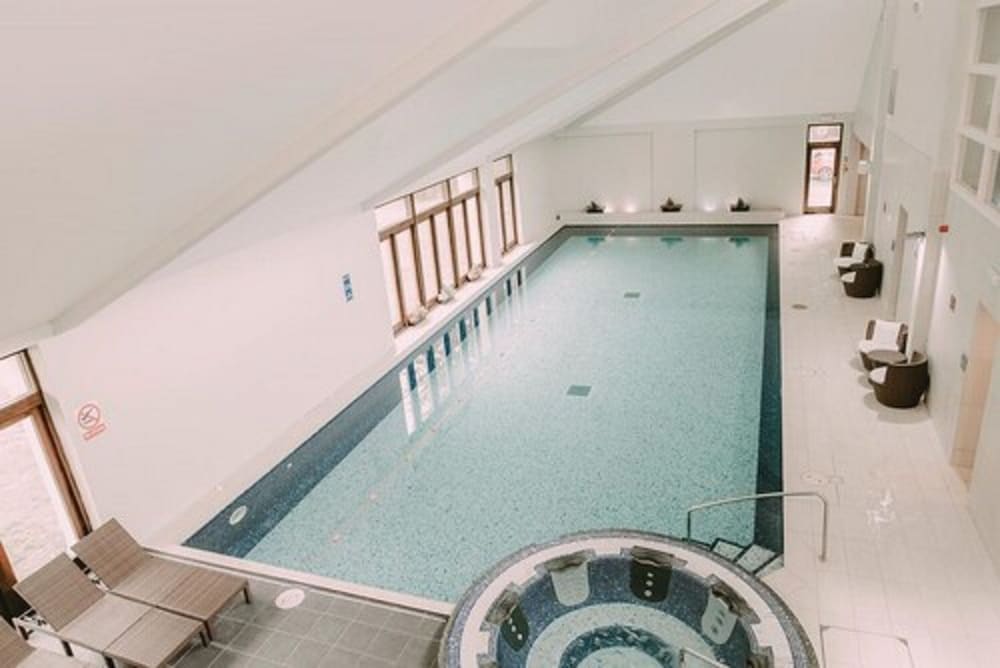 OYO Flagship Nant Ddu Lodge Hotel & Spa 34/70