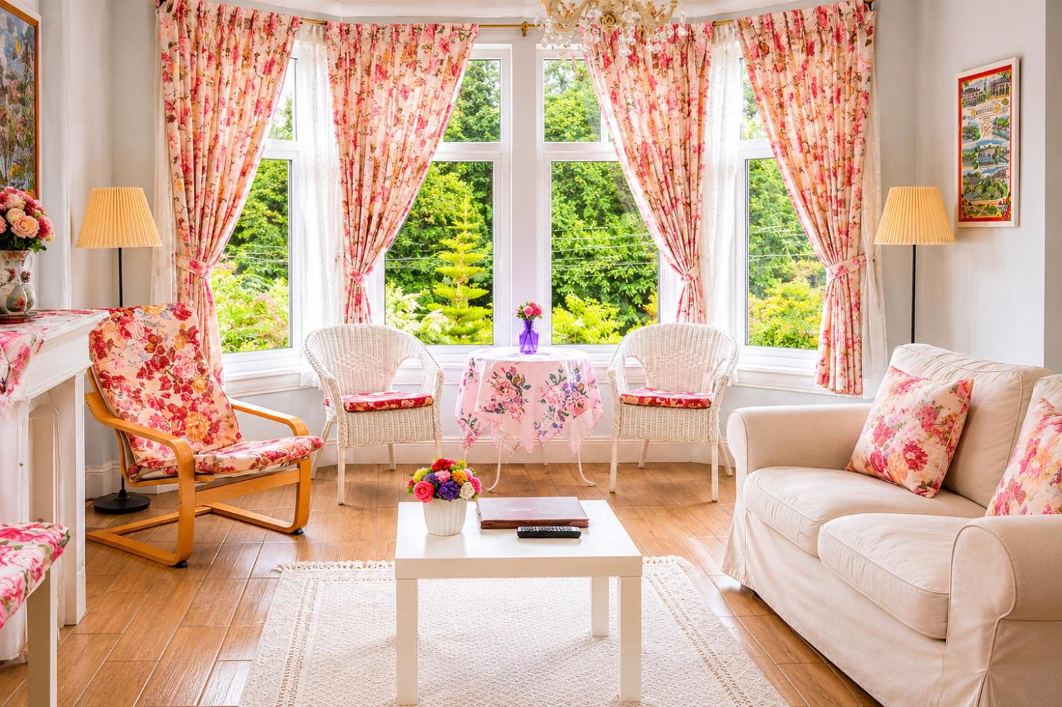 Hillsborough The English Country House 26/50