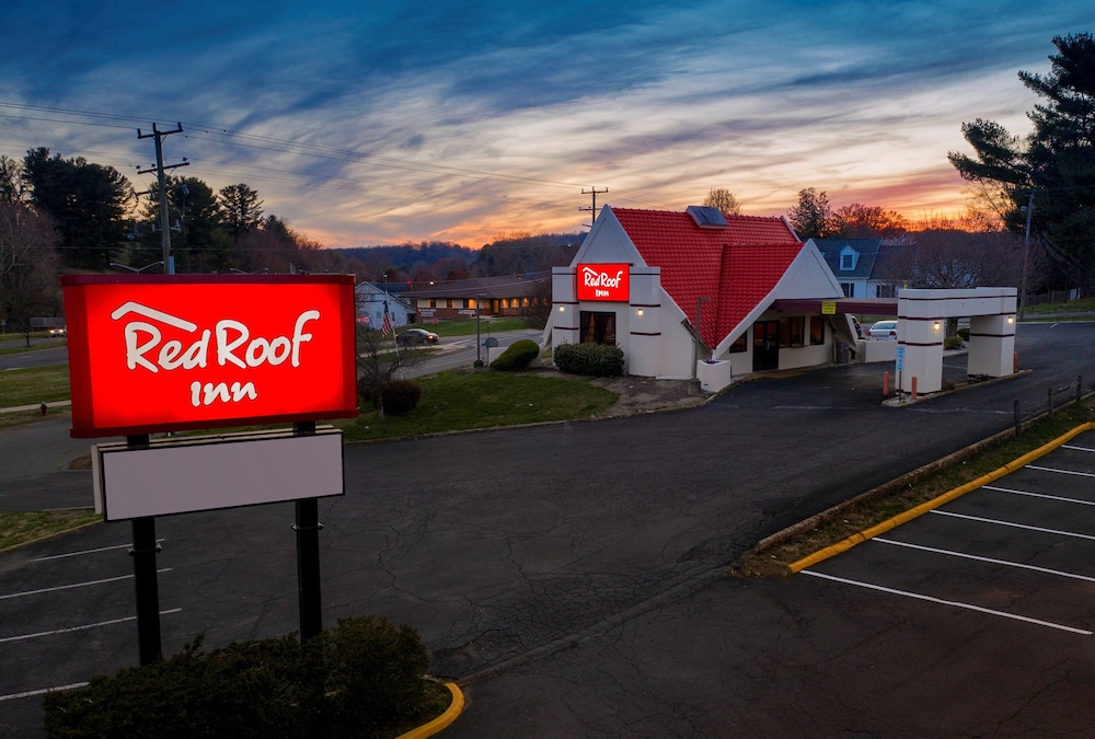 Red Roof Inn Warrenton 5/37