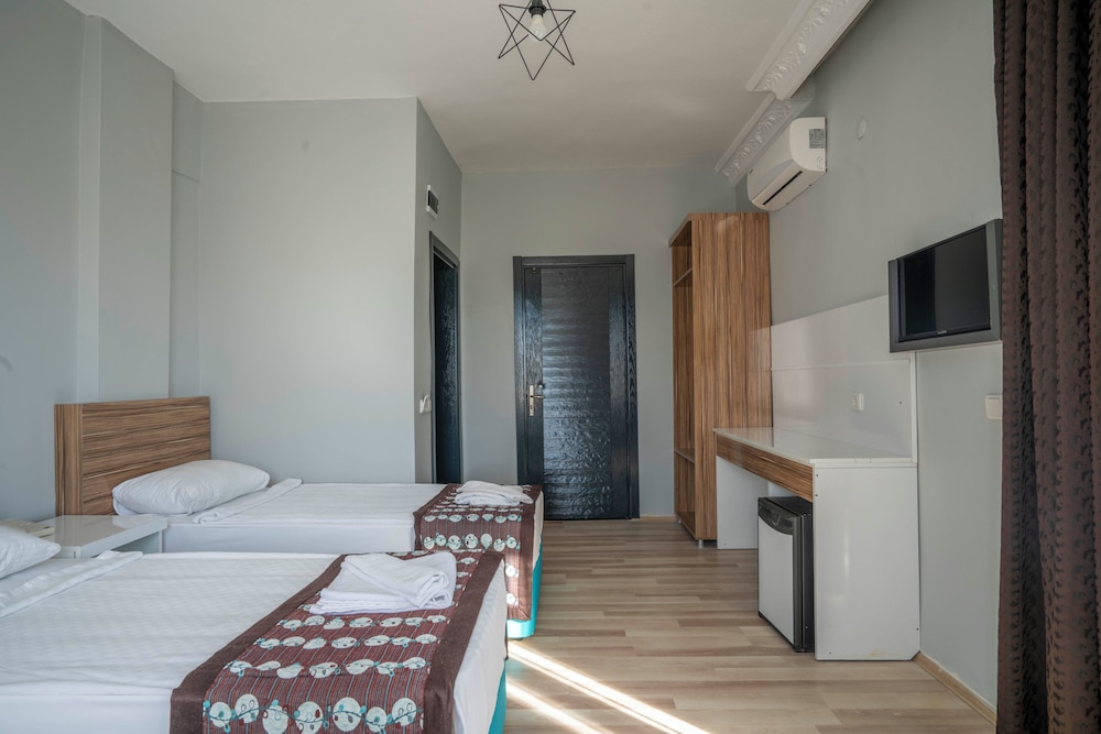 Aslan Corner Hotel 21/61