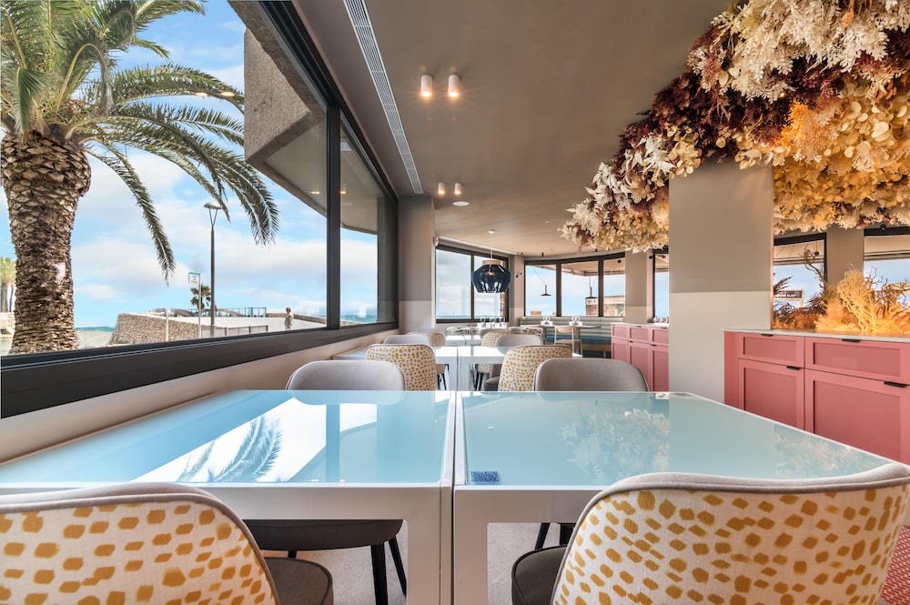 Akquaaa Boutique Hotel 20/48