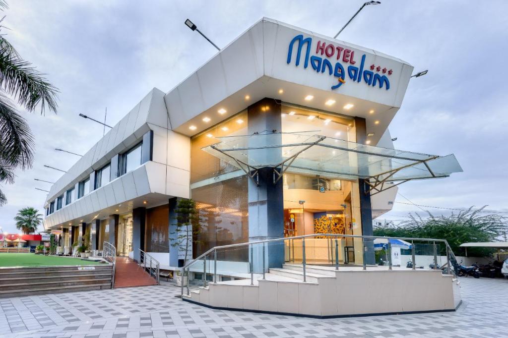HOTEL MANGALAM 4/49