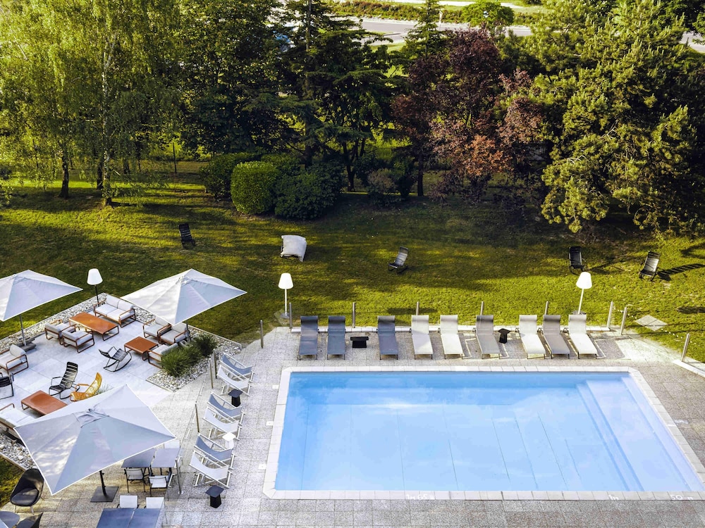 NOVOTEL BEAUNE 71/73