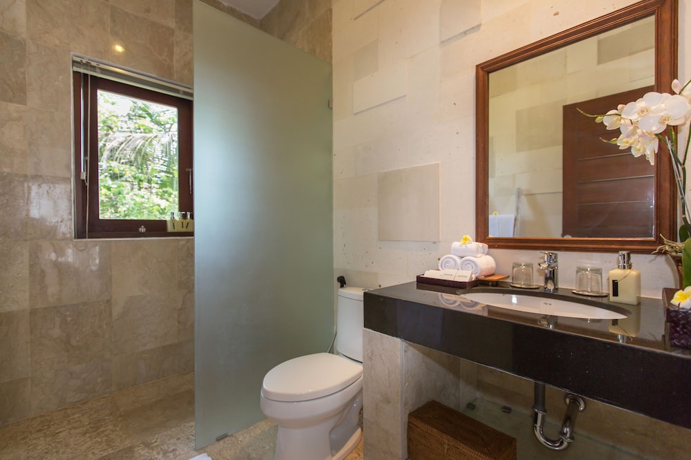 Villa Club Corner Residence by Nagisa Bali 32/34