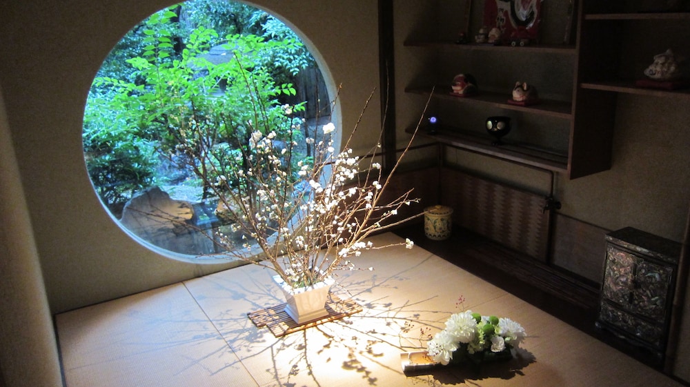 Yadoya Nishijinso 28/64