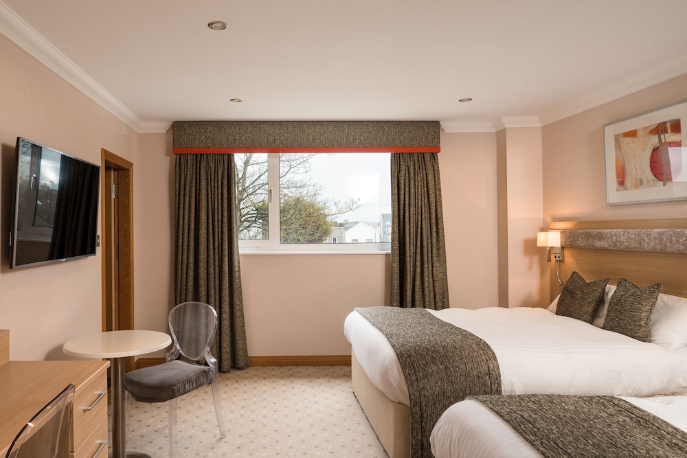 Carlton Hotel 27/61