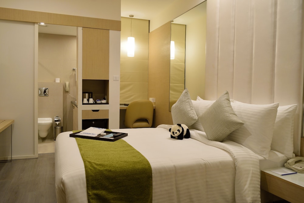 Sarovar Portico Outer Ring Road Bengaluru 25/61