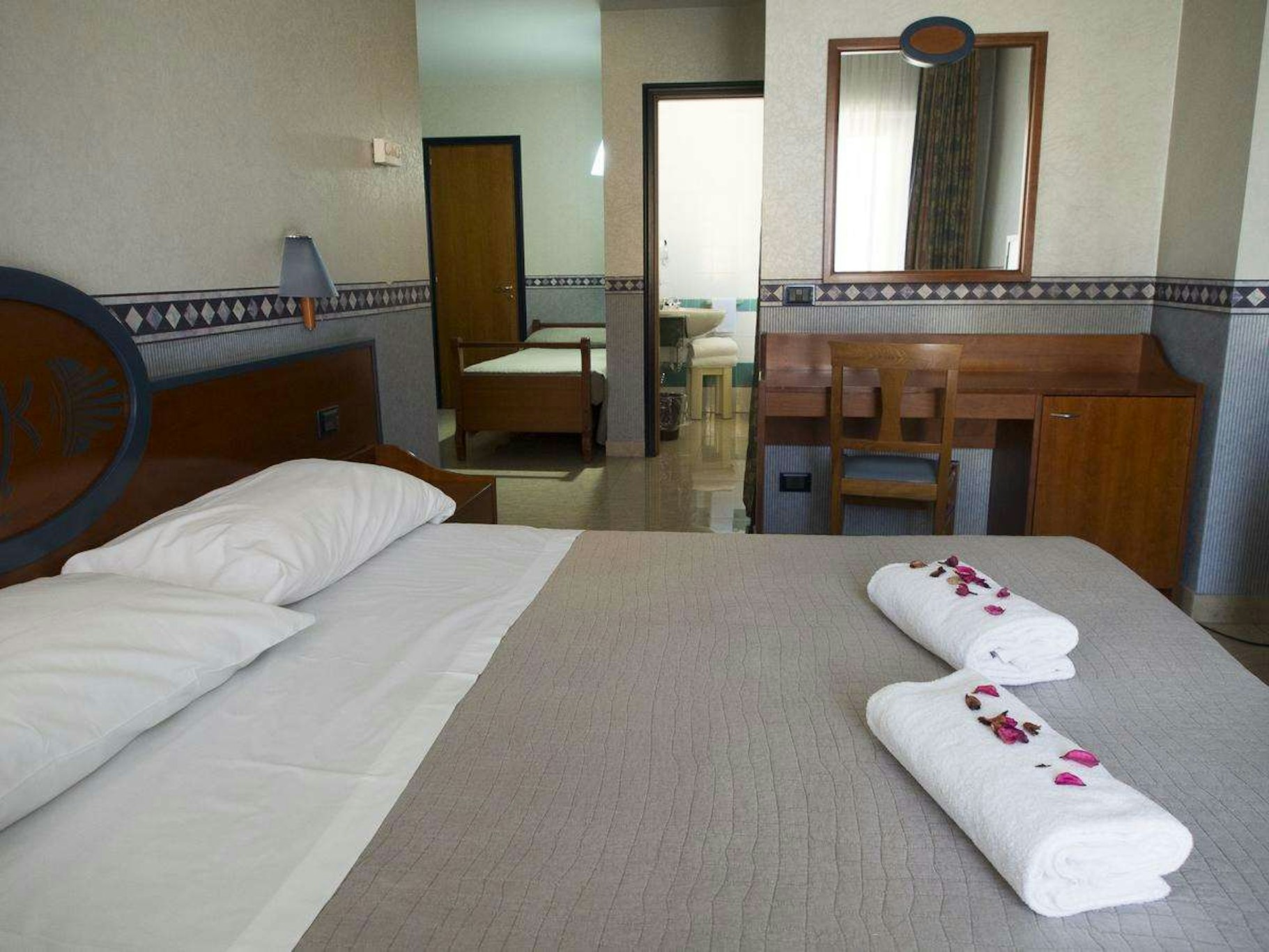 Hotel Kroma 6/30