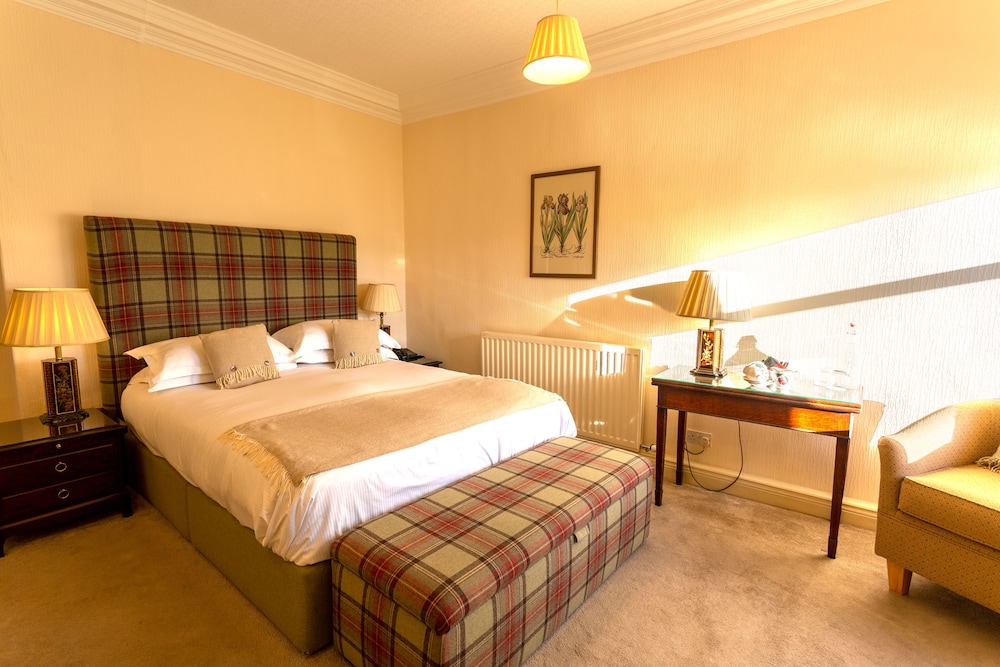 The Burgoyne Hotel 10/50