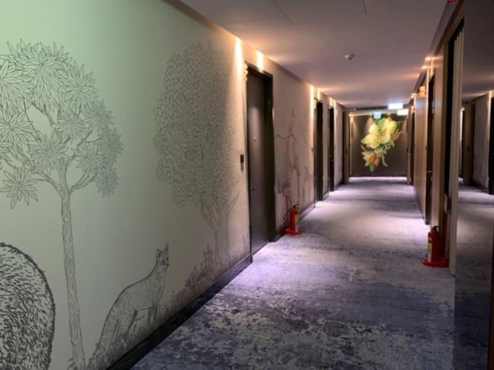 JSL hotel 65/70