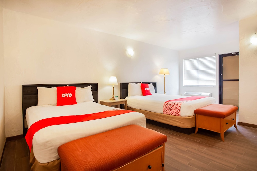 OYO Waterfront Hotel Cape Coral/Fort Myers, FL 18/51