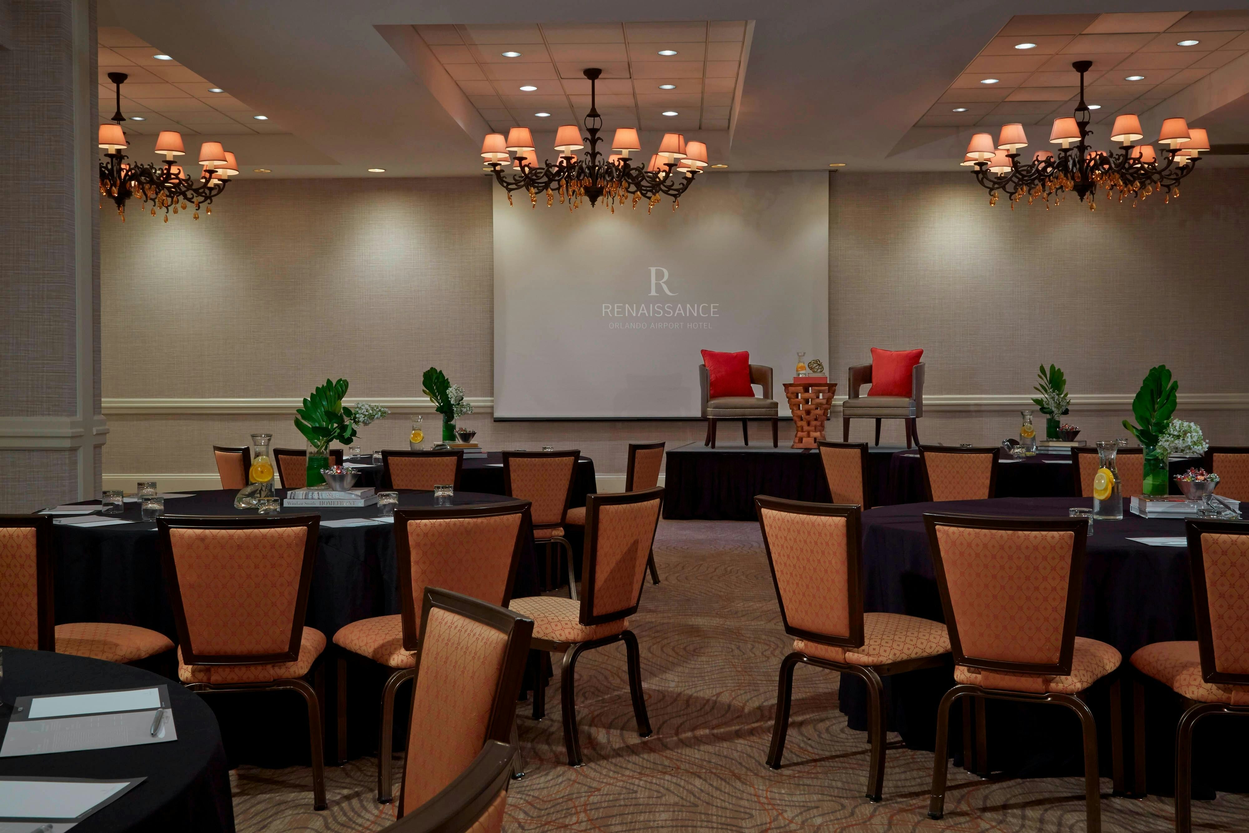 Renaissance Orlando Airport Hotel 55/61