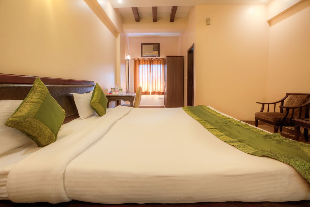 Treebo Shivam Inn 23/71