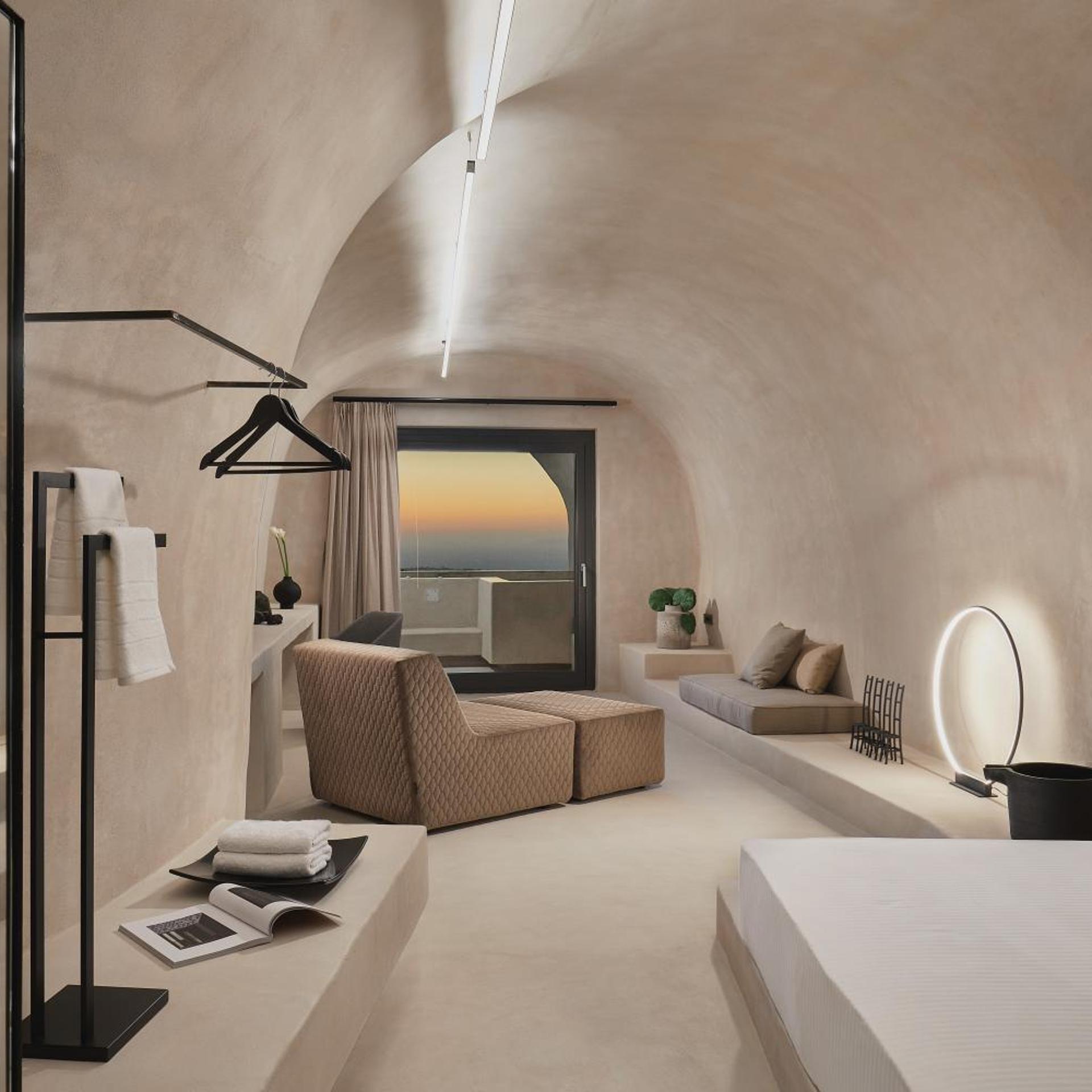 Cave, Suite, Caldera View, Hot Tub، Divine Cave Experience 2/5