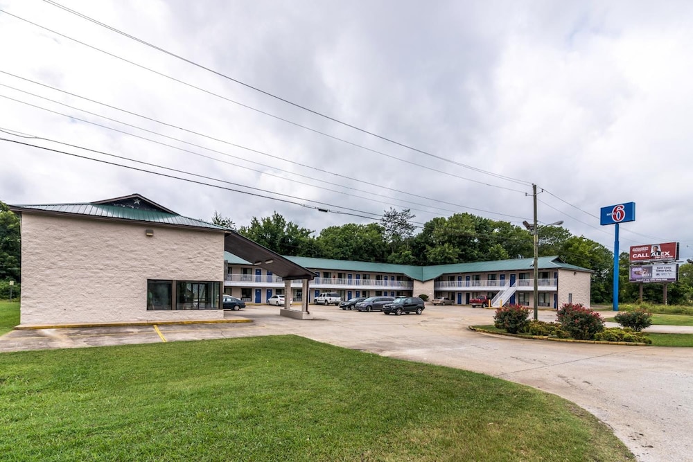 Motel6 Attalla AL 56/63