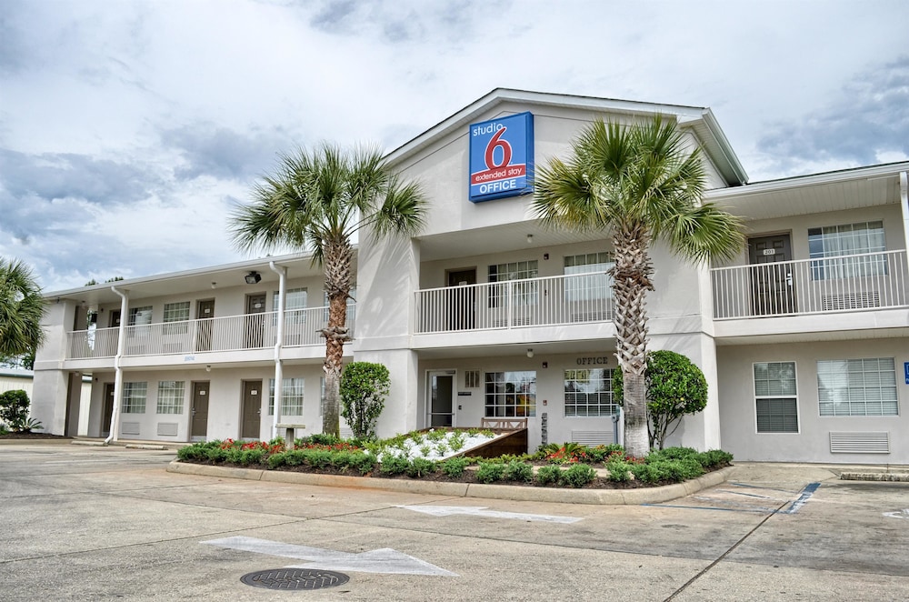Studio 6 Extended Stay - Pascagoula, MS 6/42