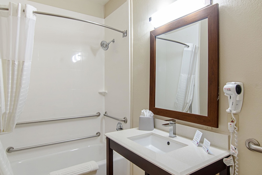 Comfort Suites NW Dallas Near Love Field 15/49