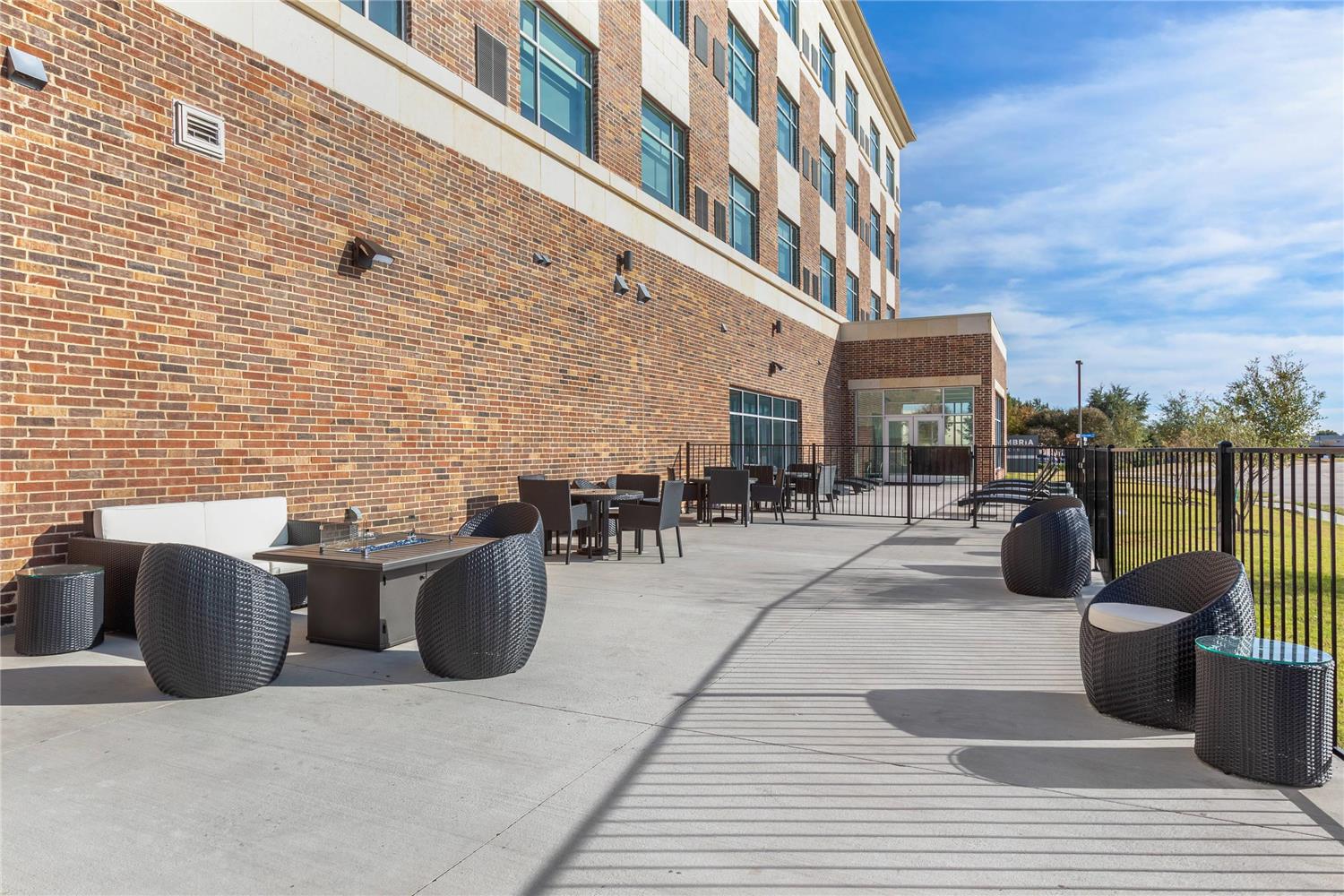 Cambria Hotel Richardson Dallas 50/50