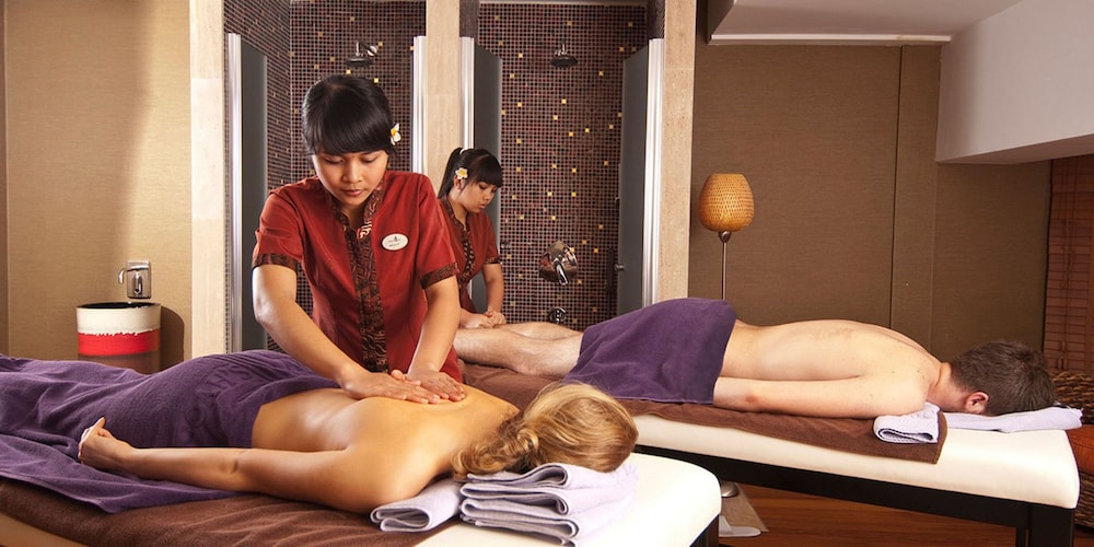 Noah's Ark Deluxe Hotel and SPA 15/50