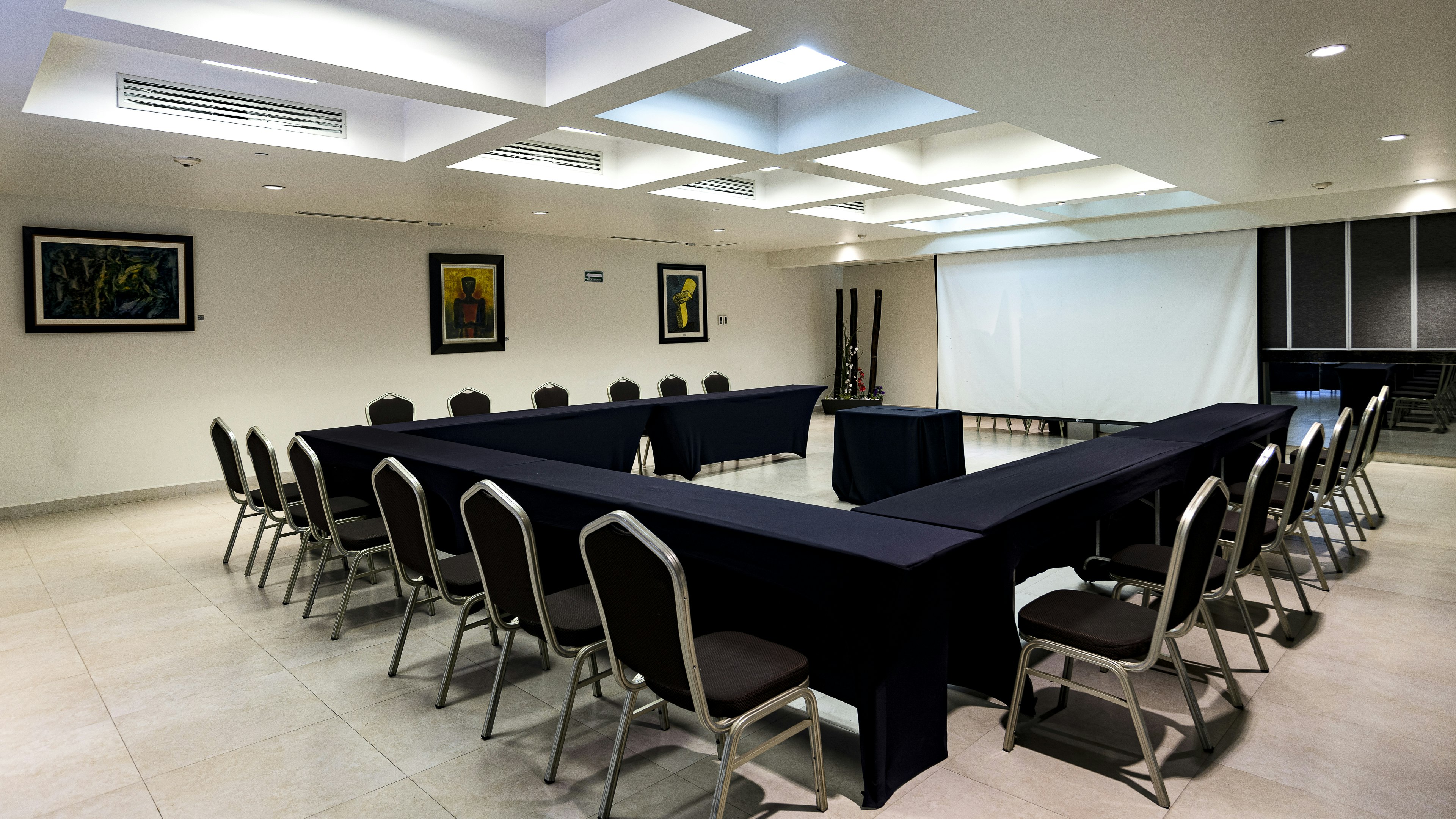 Holiday Inn Cuernavaca 40/50
