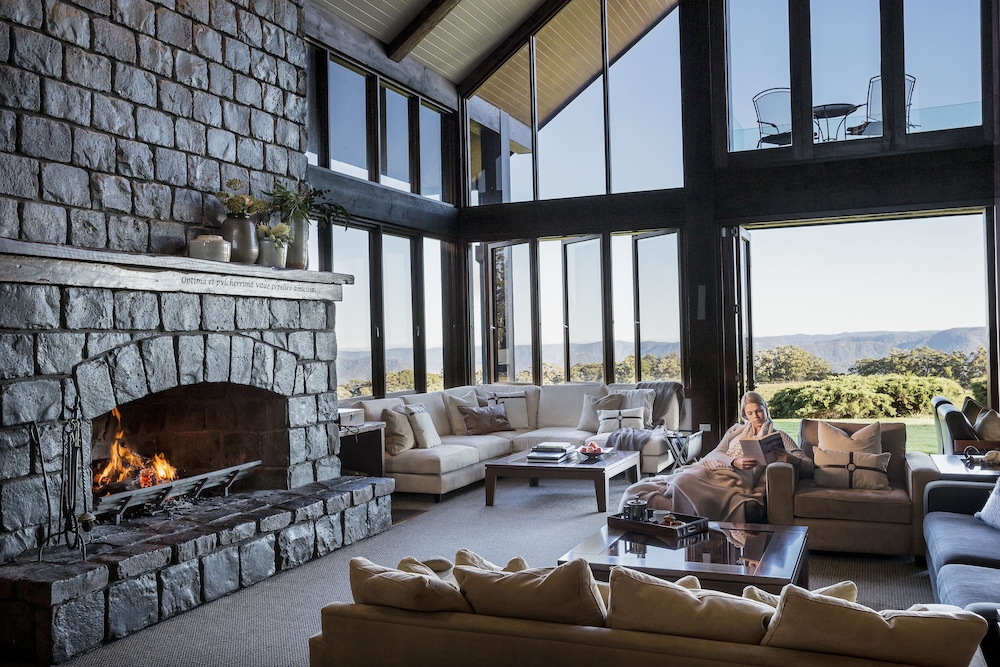 Spicers Peak Lodge 58/82