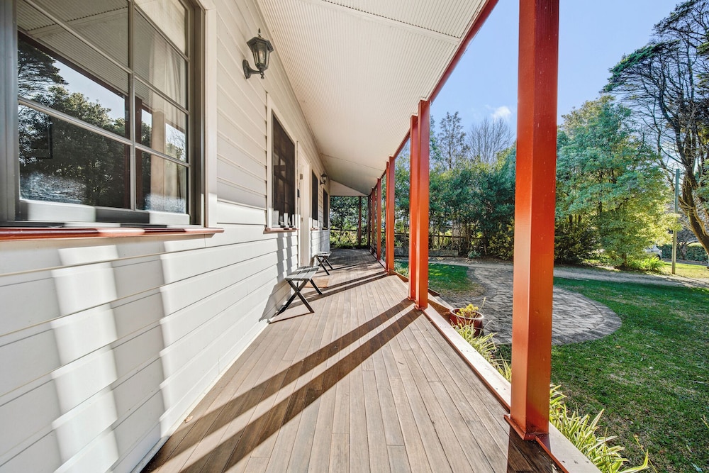 WHISPERING PINES BOUTIQUE ACCOMMODATION 27/50