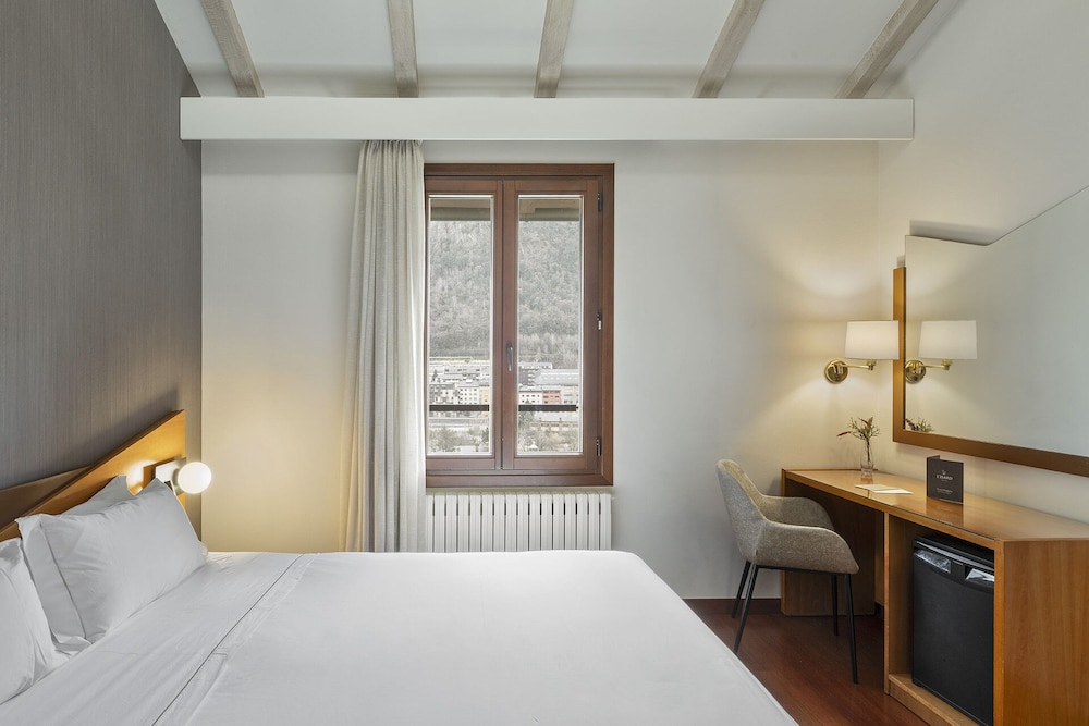 Hotel de l'Isard 19/50