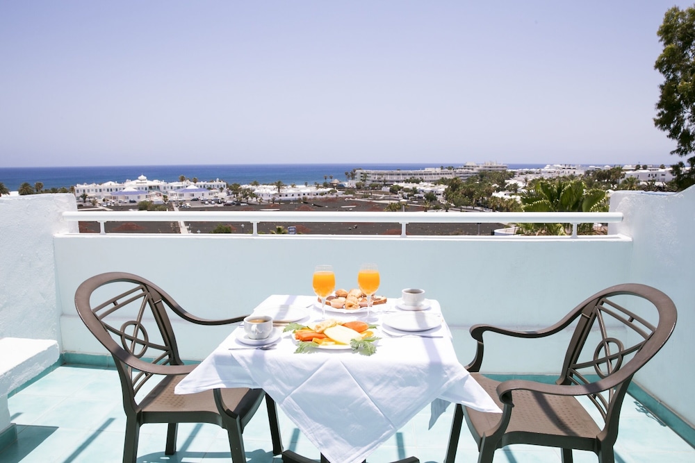 Apartamentos LIVVO Morromar 64/75