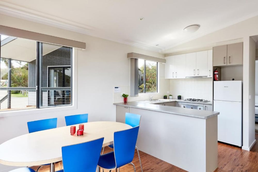 Torquay Foreshore Caravan Park 48/75