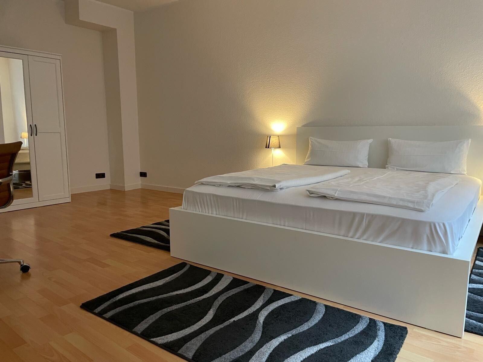 1 Bedroom, Apartment