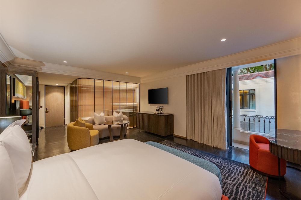 Winston, Suite, King Bed