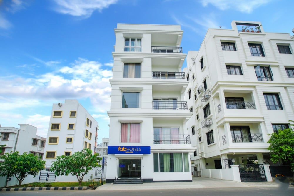 Fabhotel Eleanora Inn New Town 3/43