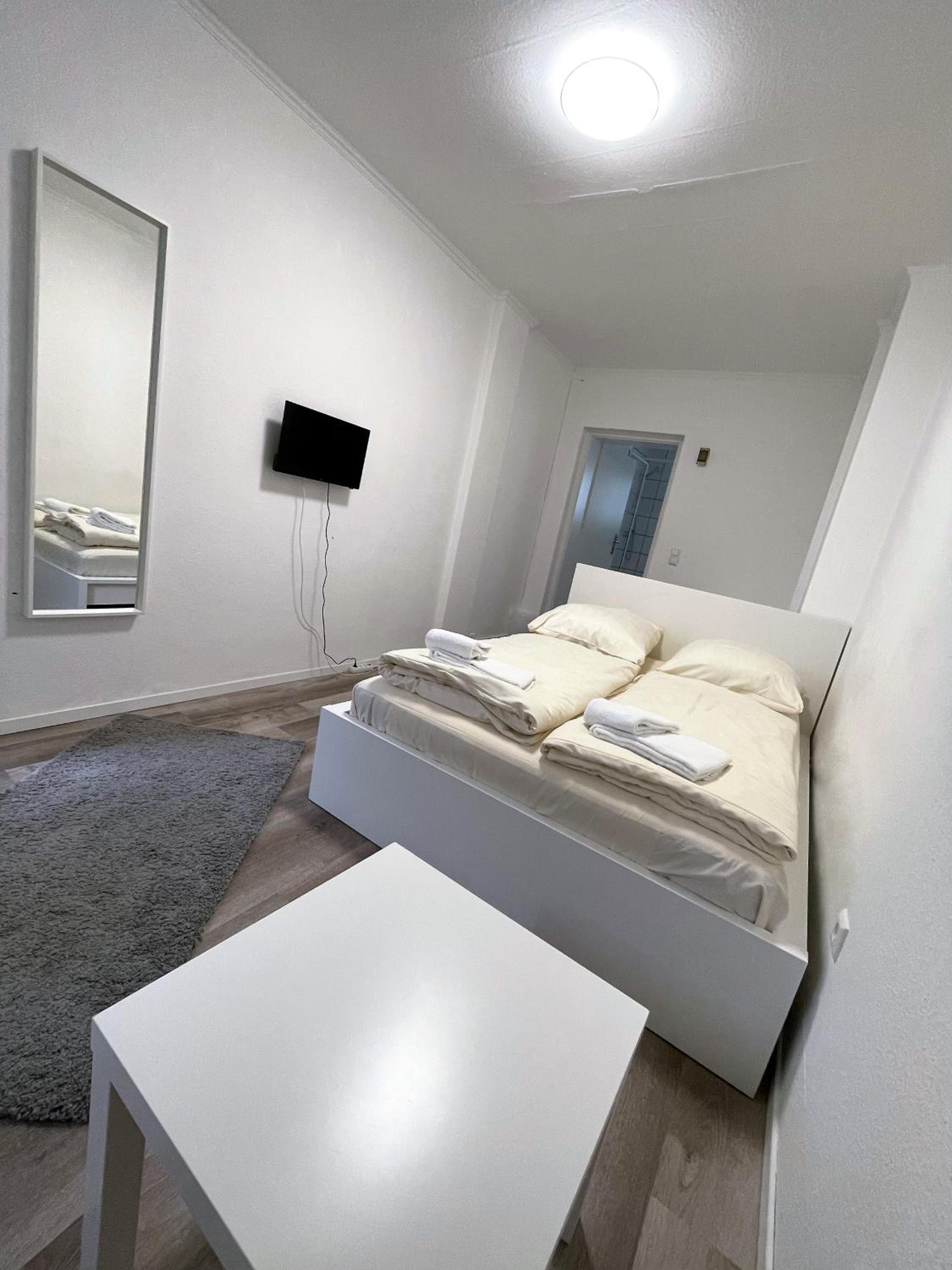 Hotel Tyros am Weidendamm 19/35