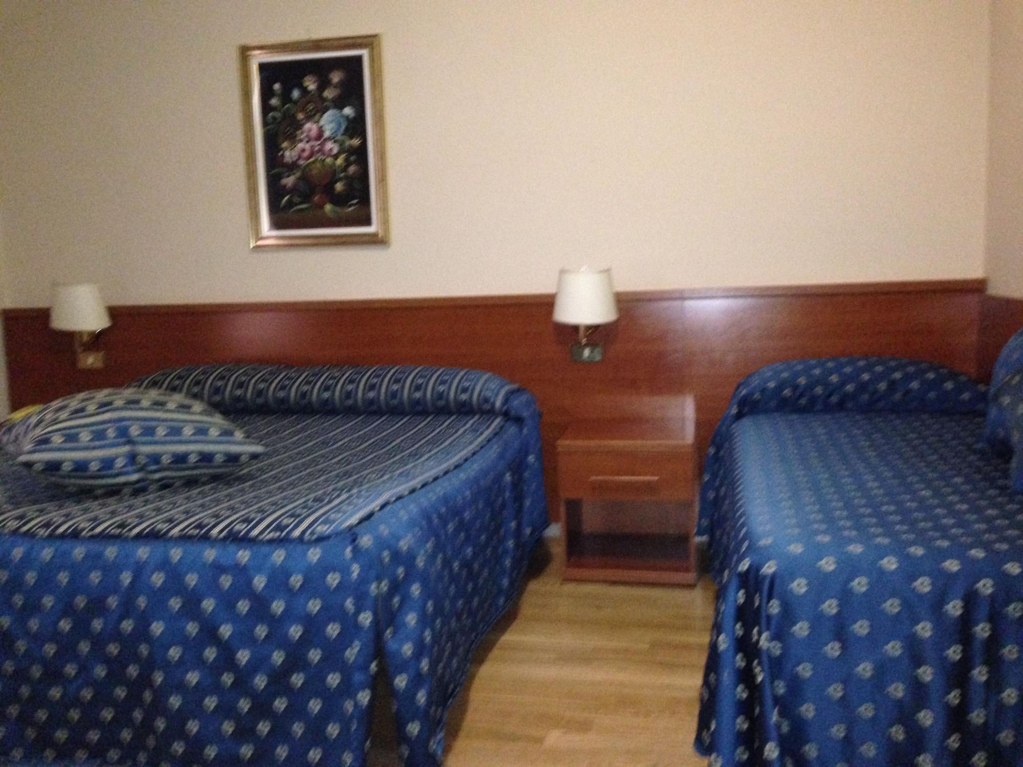 Hotel Fenicia 11/49