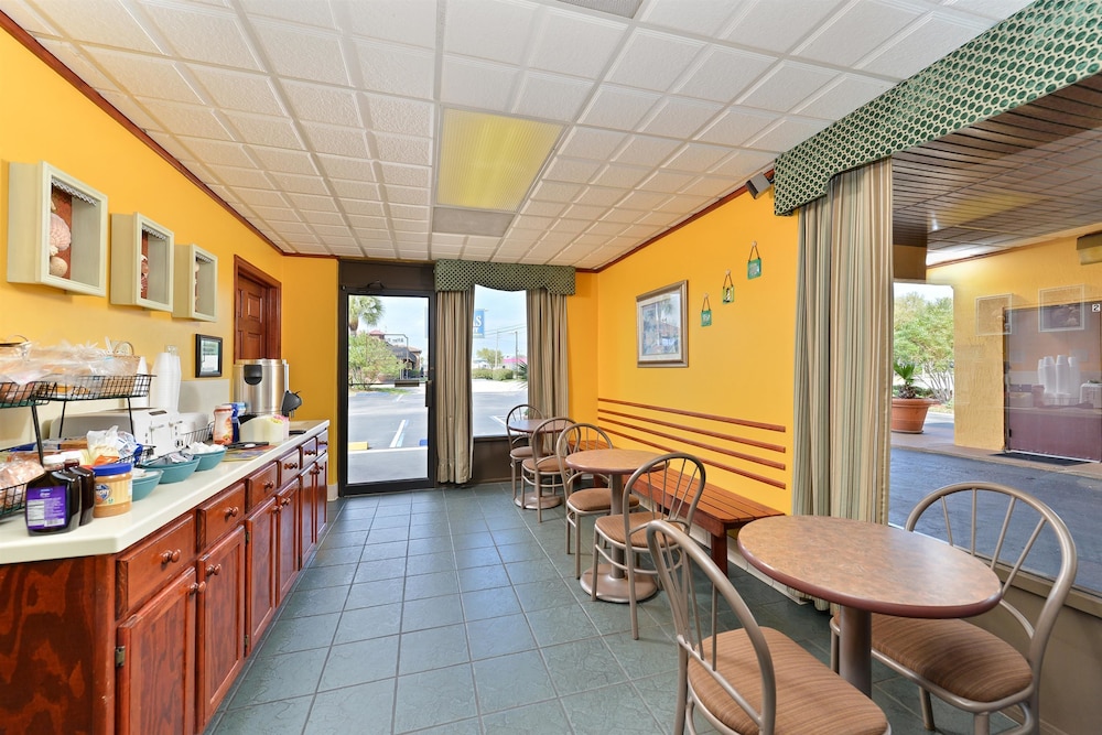 Americas Best Value Inn - Ocean Inn 24/27